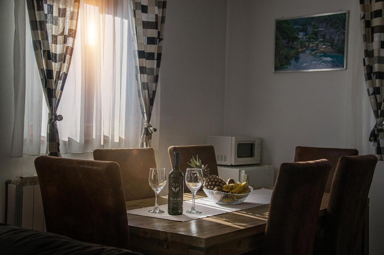 House Elena - Apartment-4 โพลยานัค ภายนอก รูปภาพ